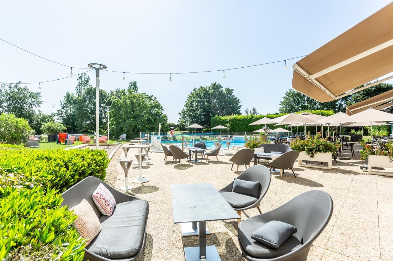 Novotel Bourges Esterno foto