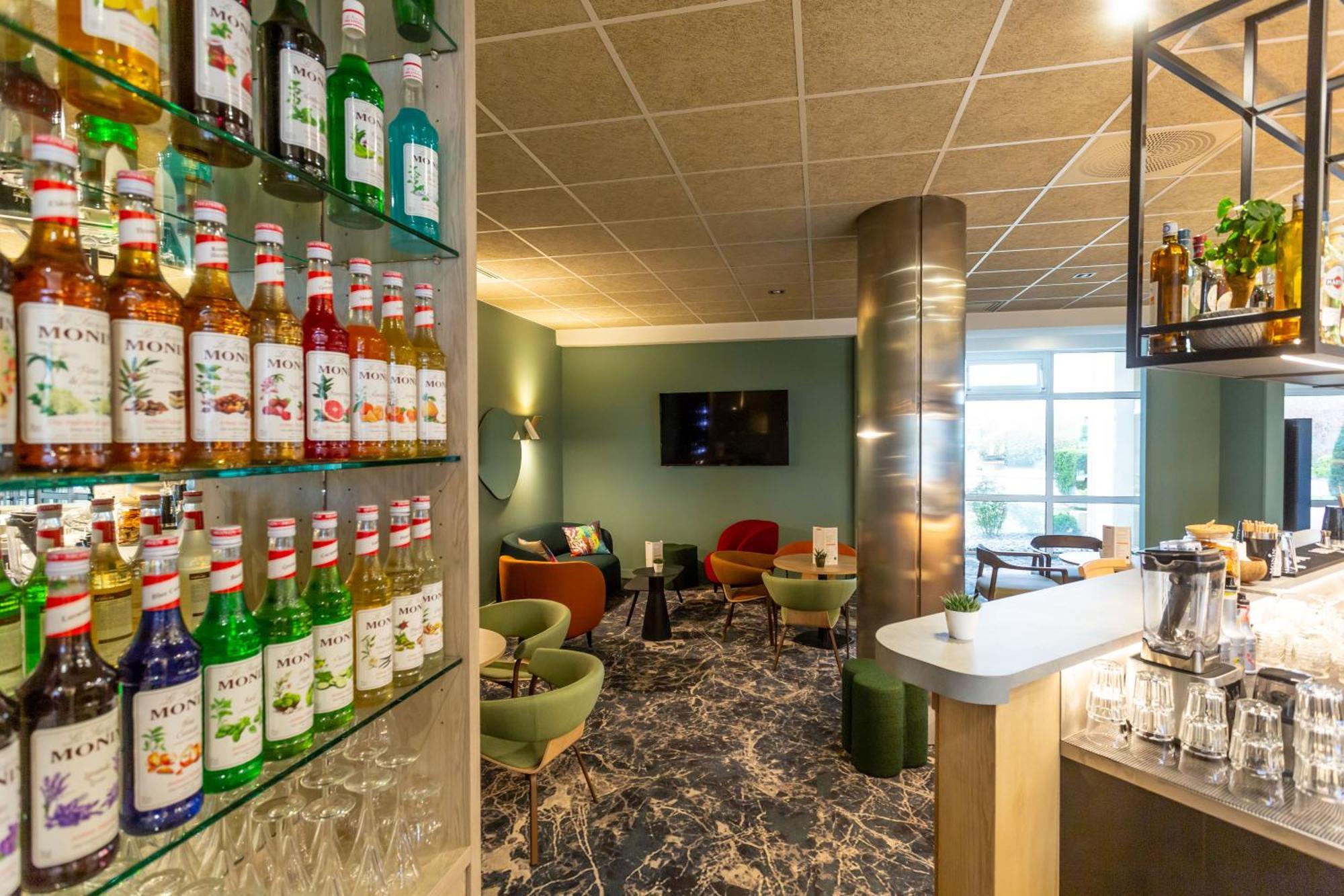 Novotel Bourges Esterno foto